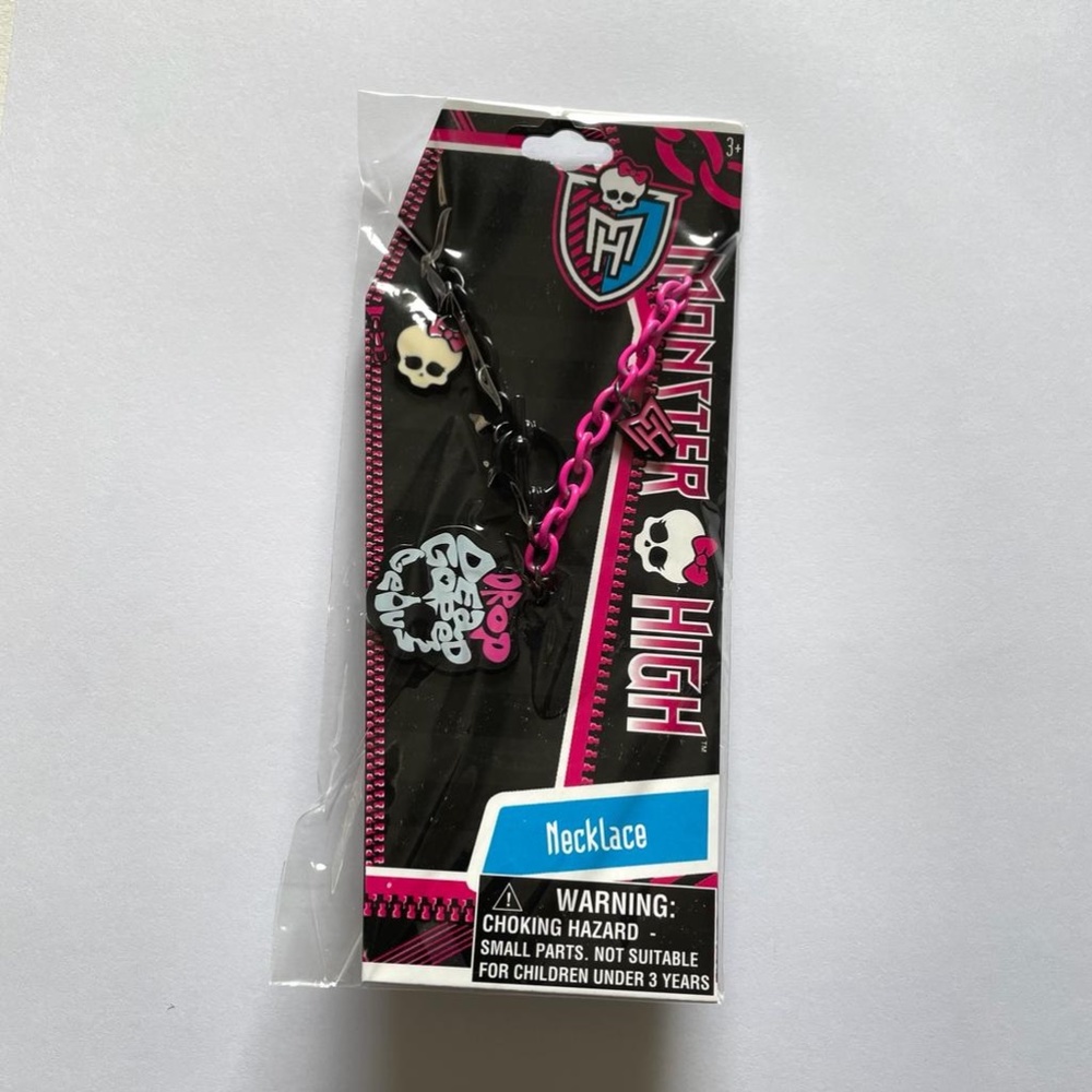 Monster High Pink & Black Drop Dead Gorgeous Necklace For Kids Halloween